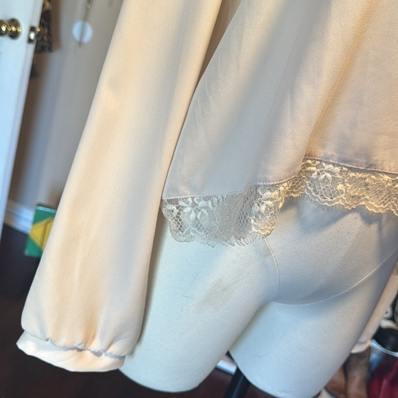 Lush Cream Blouse with Lace trim detail button and split lace trim down back szL - Picture 3 of 10